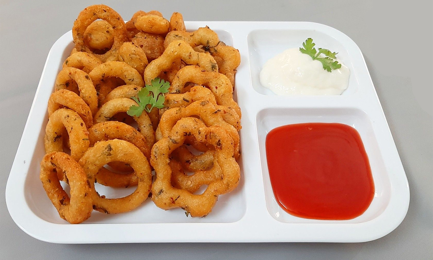 பொட்டேட்டோ கார்லிக் ரிங்ஸ் செய்வது எப்படி ???