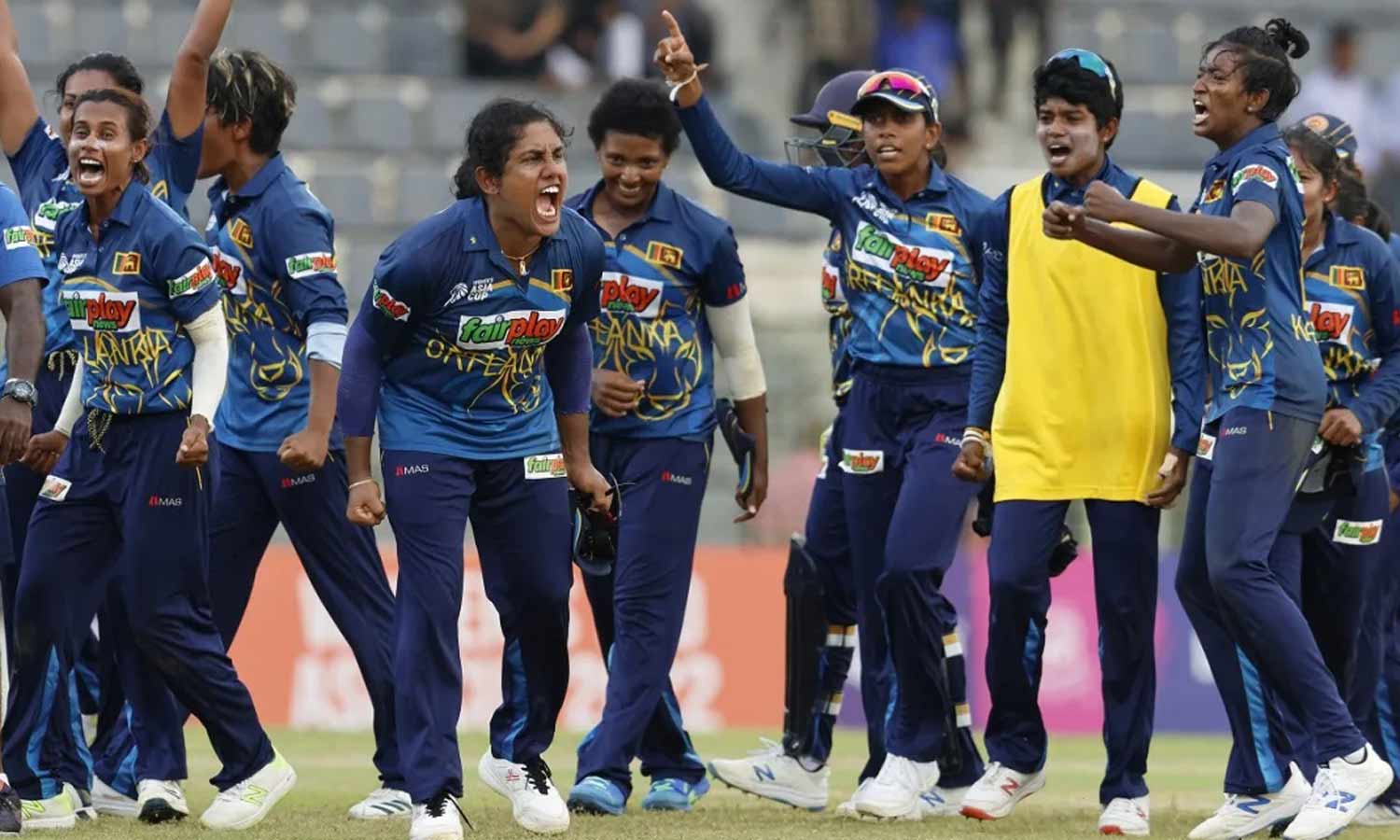 ஒரு ரன்னில் திரில் வெற்றி - பாகிஸ்தானை வீழ்த்தி இறுதிப்போட்டிக்கு முன்னேறியது இலங்கை