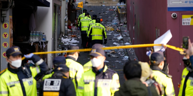 ஹாலோவீன் நெரிசலில் சிக்கி 151 பேர் உயிரிழப்பு..!!!!