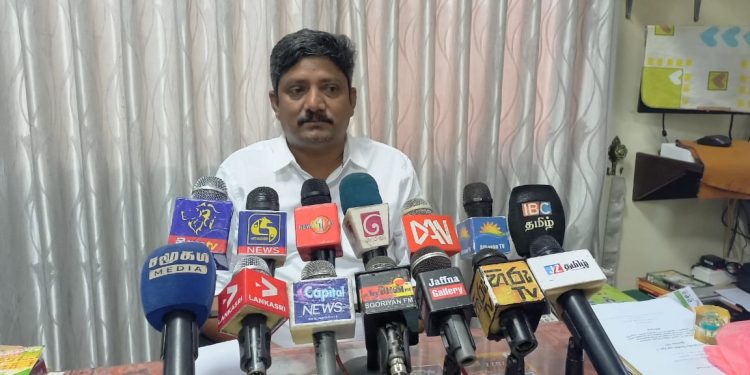 புலிகள் மீதான தடையினை நீக்குமாறு இந்தியவிடம் ஜனநாயக போராளிகள் கட்சி கோரிக்கை!