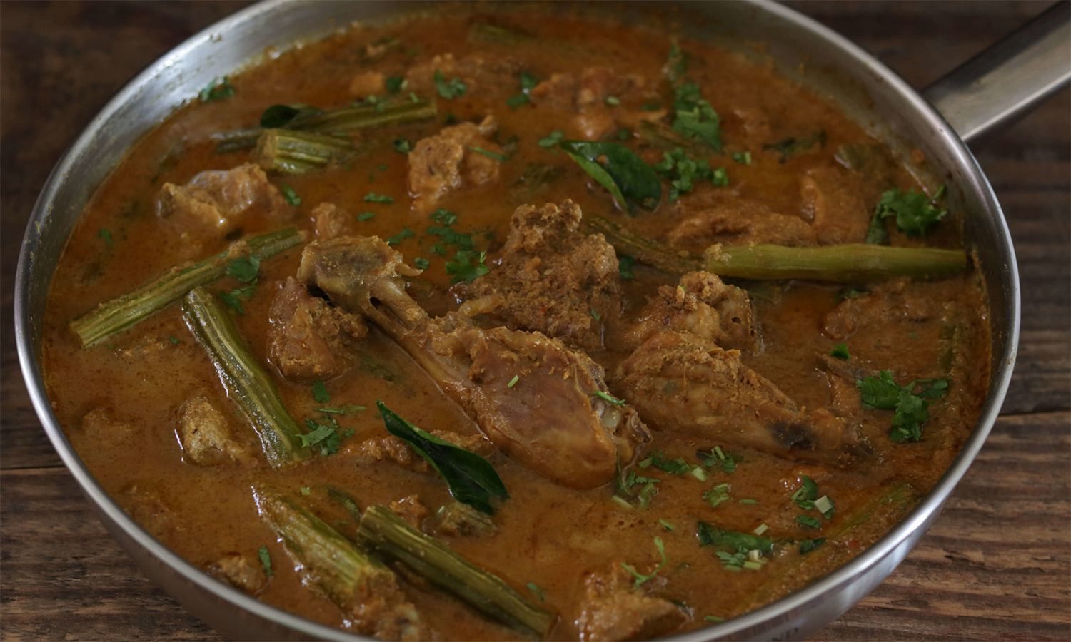 பெப்பர் சிக்கன் கிரேவி செய்வது எப்படி ??