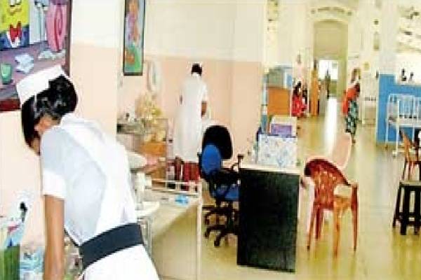 முடங்கும் அபாயத்தில் வடக்கு வைத்தியசாலைகள்