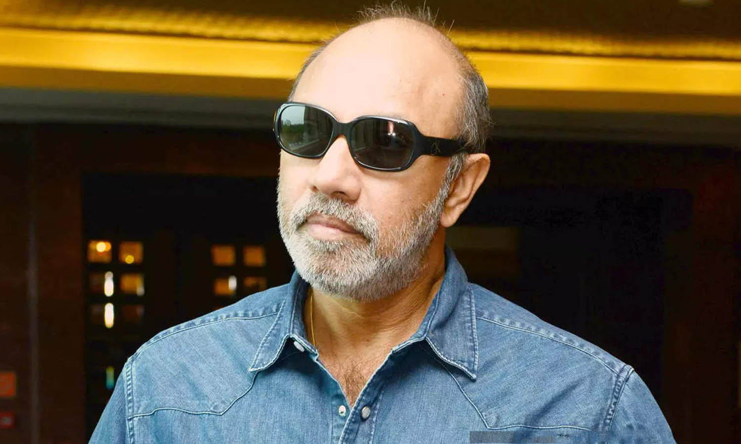 ரசிகர்கள் ஆசைப்படும் பரிசை சிவகார்த்திகேயனுக்கு கொடுக்கிறேன்.. நடிகர் சத்தியராஜ்