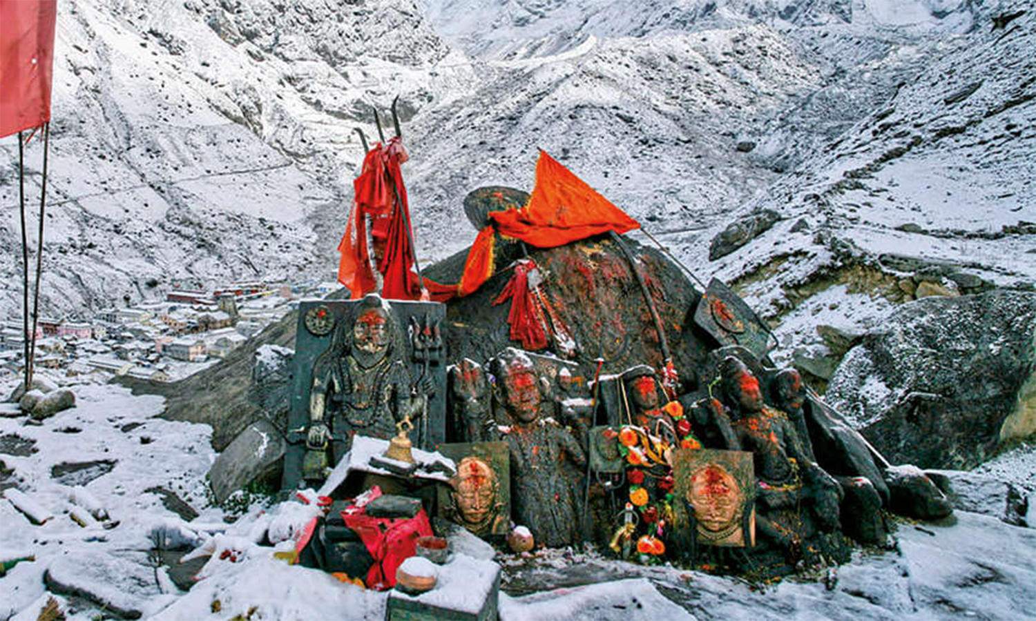 500 மீட்டர் உயர மலை உச்சியில் உள்ளது புகுர்ந்த் பைரவர் கோவில்- கேதார்நாத்