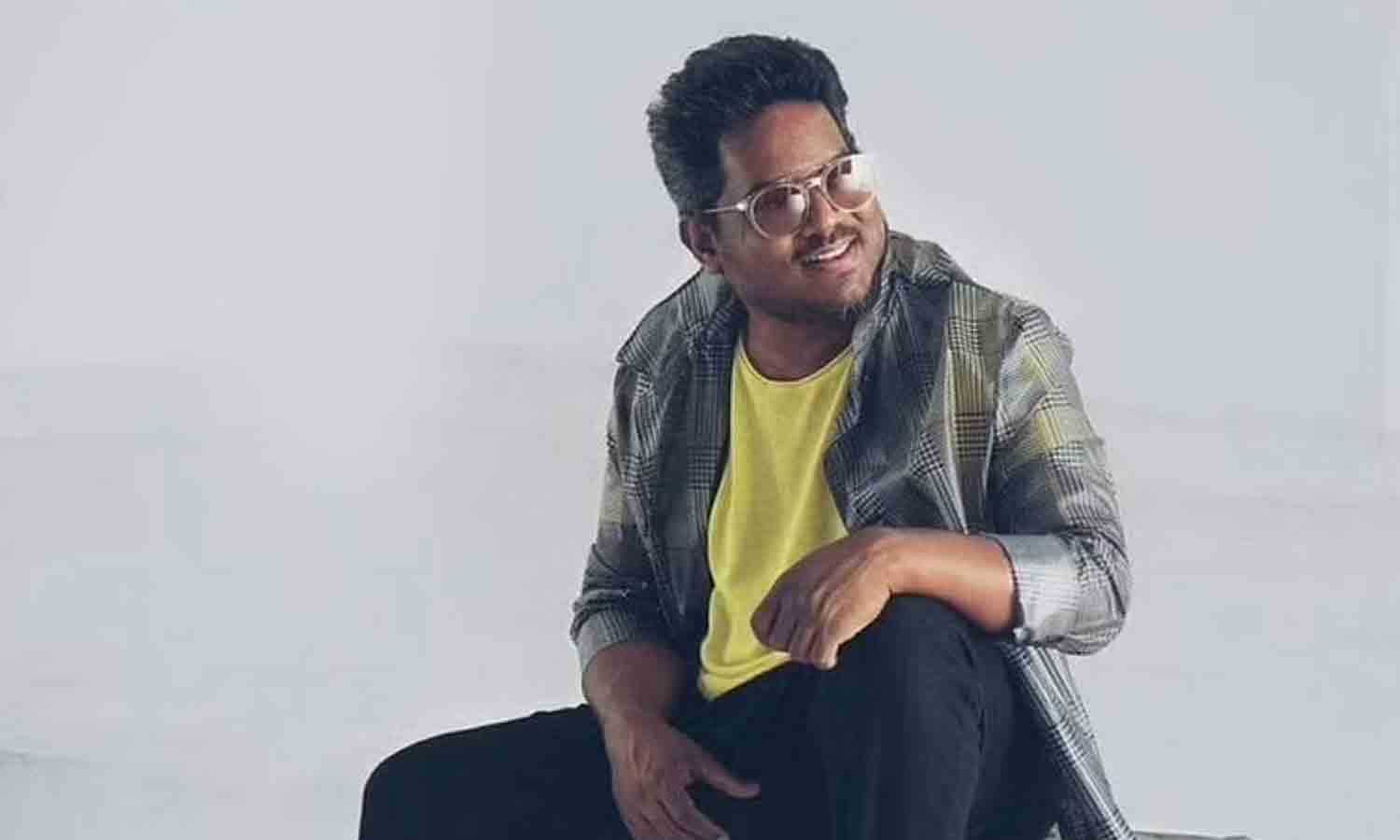 மெக்காவுக்கு உம்ரா யாத்திரை சென்ற யுவன்.. வைரலாகும் புகைப்படம்