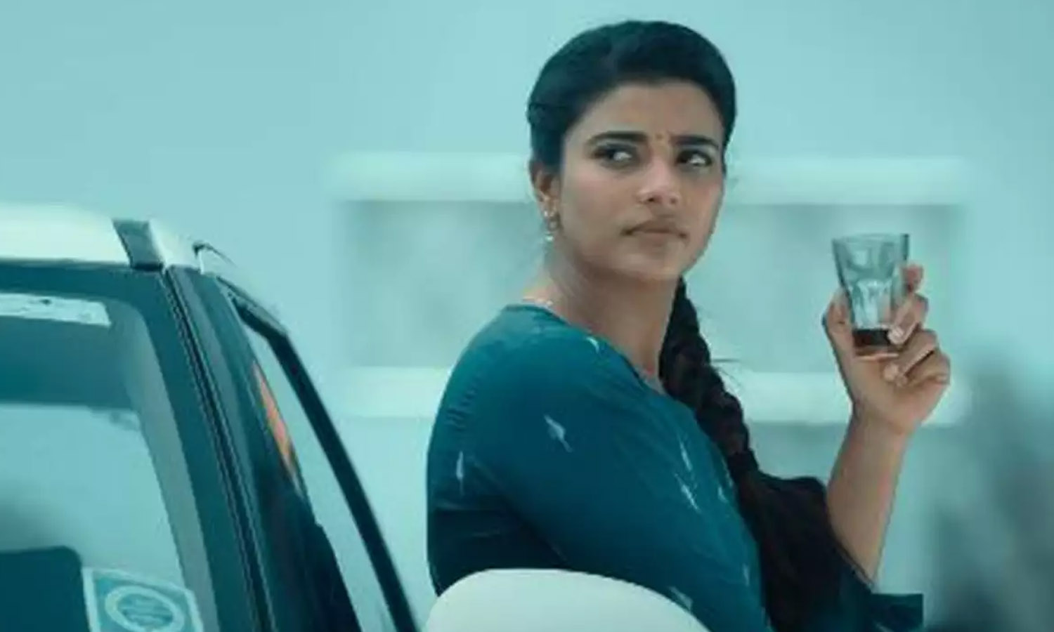 இரண்டாவது பாடலை வெளியிட்ட 'டிரைவர் ஜமுனா' படக்குழு