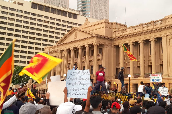 ரணிலை கடுமையாக சாடிய சஜித்..!!