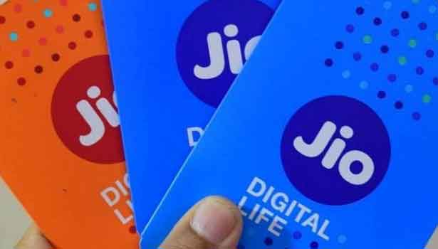 உலக கோப்பை கால்பந்து தொடர் - ஐந்து புதிய சலுகைகளை அறிவித்த ரிலையன்ஸ் ஜியோ