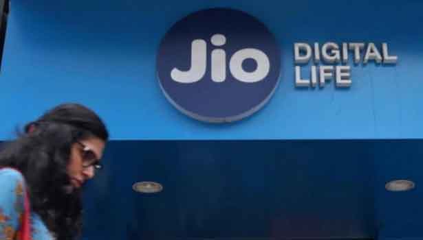 திடீரென அந்த சலுகையை மட்டும் நீக்கிய ரிலையன்ஸ் ஜியோ