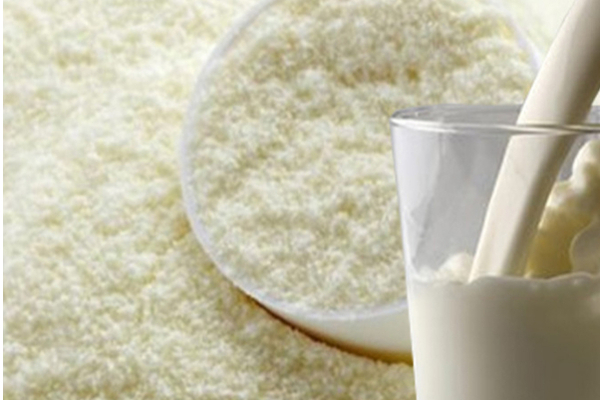 கால்நடைகளுக்கு தீவனமாக மாறும் 4 இலட்சம் கிலோகிராம் பால் மா.!!