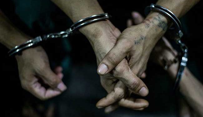 யாழில். ஹெரோயின் , கசிப்புடன் இரு பெண்கள் உள்ளிட்ட ஐவர் கைது!