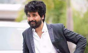 கோவிலில் குடும்பத்தினருடன் சாமி தரிசனம் செய்த சிவகார்த்திகேயன்