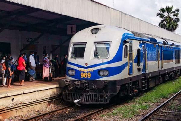 60க்கும் மேற்பட்ட தொடருந்துகள் இடைநிறுத்தம்