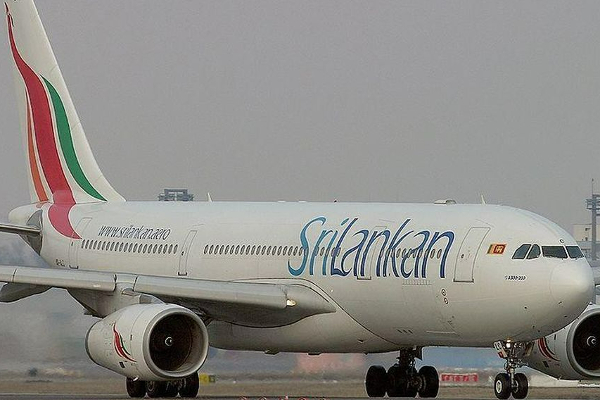 ஶ்ரீலங்கன் விமான சேவை நிறுவனம் இரு அரச வங்கிகளுக்கு 71621 மில்லியன் கடனை செலுத்த வேண்டியுள்ளதாக தகவல்