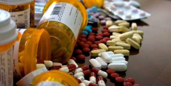 மருந்துகளிற்கான தட்டுப்பாடு காரணமாக 10 ஆயிரம் புற்றுநோயாளர்களின் உயிருக்கு ஆபத்து!