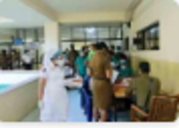 கொழும்பு தேசிய வைத்தியசாலையில் கடும் மோதலினால் குழப்ப நிலை