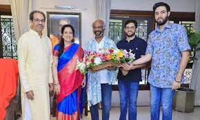 உத்தவ் தாக்கரேவை நேரில் சந்தித்த ரஜினிகாந்த்