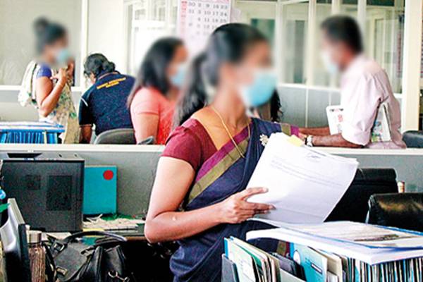 அரசாங்க ஊழியர்களின் இரண்டு மாத சம்பளம் தொடர்பில் வெளியான அறிவிப்பு