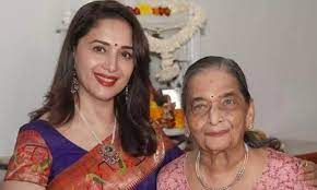 மாதுரி தீட்சித்தின் தாயார் சினேகலதா காலமானார்