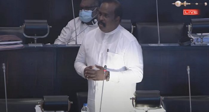 இனப்பிரச்சினைக்கு தீர்வு காண வேண்டும் என்ற நிபந்தனையை சர்வதேச நாணய நிதியம் விதிக்க வேண்டும் – செல்வம்!