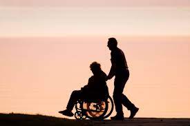 தனிமையில் வாழும் முதியோர்களின் ஏக்கங்களும், எதிர்பார்ப்புகளும் என்ன?