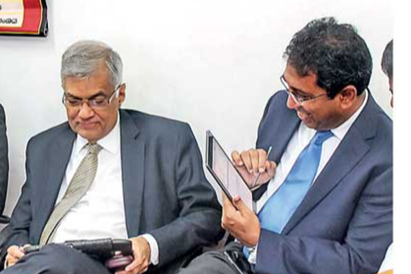 ஹர்ஷவை வளைத்துப்போட ரணில் தீவிர முயற்சி! நிதி அமைச்சு பதவியும் தயார்