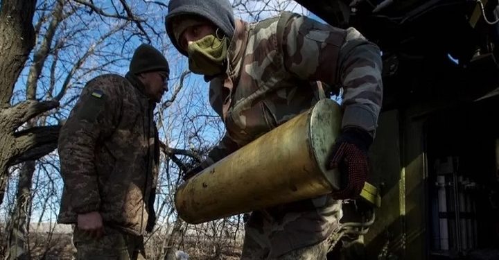 பாக்முட்டைப் பாதுகாப்பதற்கான நடவடிக்கைகள் தொடரும்: உக்ரைனிய ஜனாதிபதி!