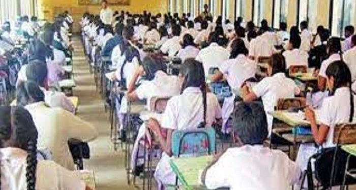 பரீட்சை கடமைகளில் ஈடுபடும் பரீட்சகர்களுக்கு 2,000 ரூபாய் கொடுப்பனவு!