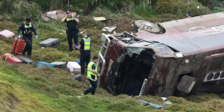 அவுஸ்ரேலியாவின் மெல்பேர்ன் நகரில் இடம்பெற்ற பேருந்து விபத்து-9 பேர் காயம்!