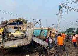 ஒடிசாவில் ரயில்கள் மோதி பாரிய விபத்து