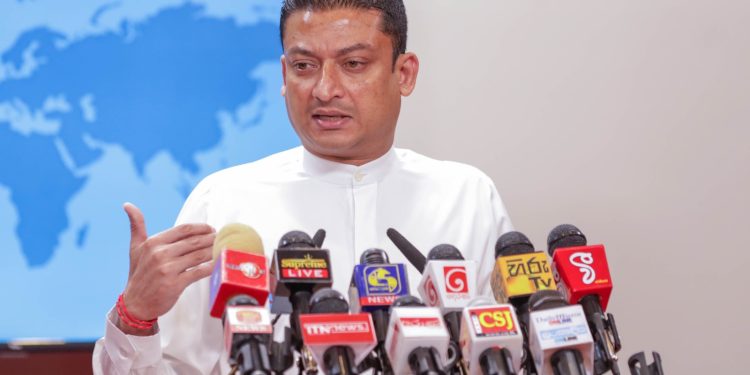 இலங்கையில் கஞ்சா பயிர் செய்கை செயற்திட்டத்தை ஆரம்பிக்க குவியும் முதலீட்டாளர்கள்!