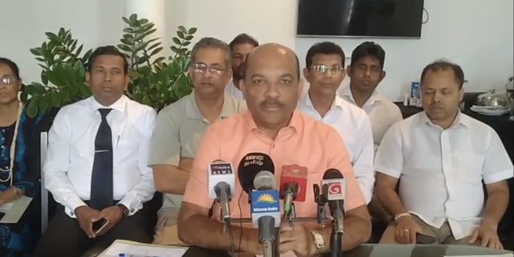 ஐக்கிய தேசியக் கட்சியின் வீழ்ச்சிக்கு எதிர்க்கட்சியே காரணம்!