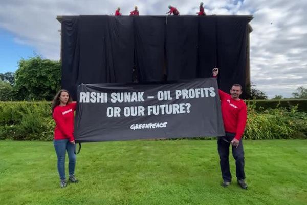 பிரித்தானியாவில் பரபரப்பை ஏற்படுத்திய சம்பவம்!