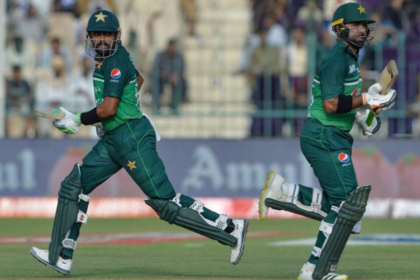 ஆசிய கோப்பை முதல் போட்டி: இமாலய வெற்றி பெற்ற பாகிஸ்தான்