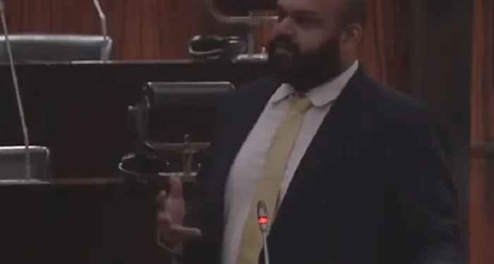 நாடாளுமன்றம் – நீதிமன்ற மோதல் ஜனாதிபதியின் நாடகம் : சாணக்கியன் குற்றச்சாட்டு!