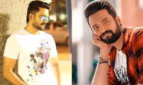 ஆகஸ்ட் ரேஸில் இருந்து பின்வாங்கிய சந்தானம்.. அதிரடி முடிவெடுத்த படக்குழு