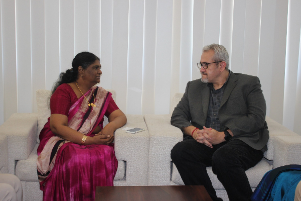 பொருளாதார நெருக்கடியிலிருந்து மெல்ல மீழும் இலங்கையை பாராட்டிய உலக வங்கி