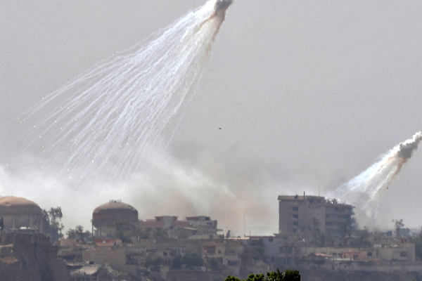 பாலஸ்தீனியர்களை இலக்கு வைத்து இஸ்ரேல் பாஸ்பரஸ் குண்டு தாக்குதல்