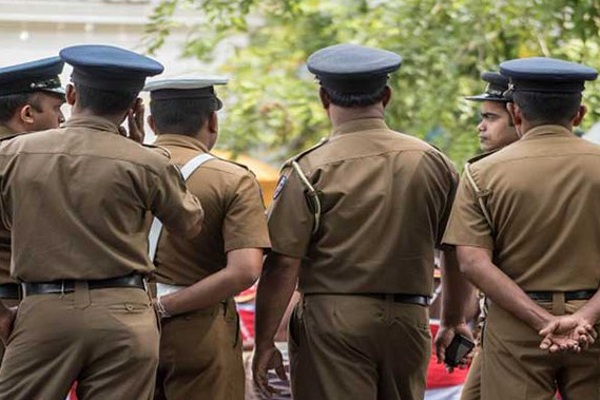 பெருமளவான போதை மாத்திரைகளுடன் இருவர் கைது