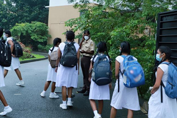 பாடசாலைகளுக்கு வழங்கப்பட்டுள்ள விடுமுறை...!!