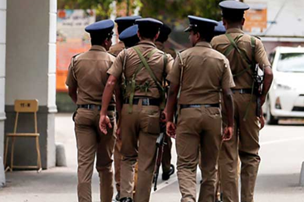 முல்லைத்தீவில் குடும்ப பெண்மீது கத்திக்குத்து