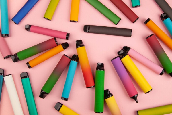 இலத்திரனியல் புகையிலை காரணமாக ஏற்படும் பாதிப்பு தொடர்பில் எச்சரிக்கை