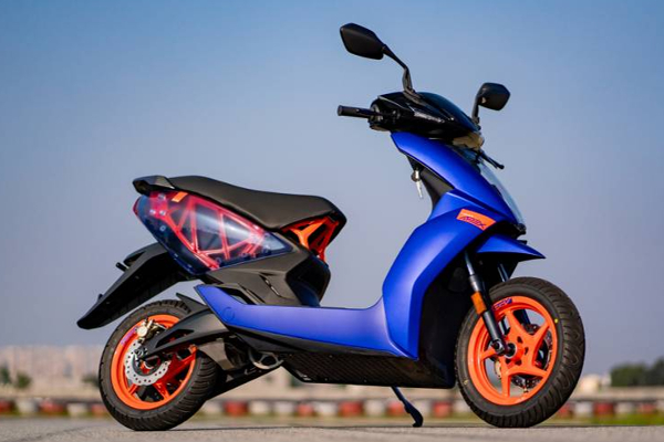 Ather-ன் 450 Apex Electric Scooter உற்பத்தி தொடக்கம்: விலை, சிறப்பம்சங்கள் இதோ