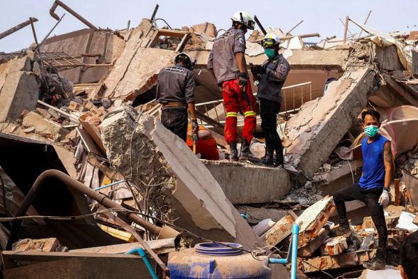 மியன்மார் நிலநடுக்கத்தை கணித்த பாபா வங்கா.. 2025இல் மேலும் பல பேரழிவுகள்!