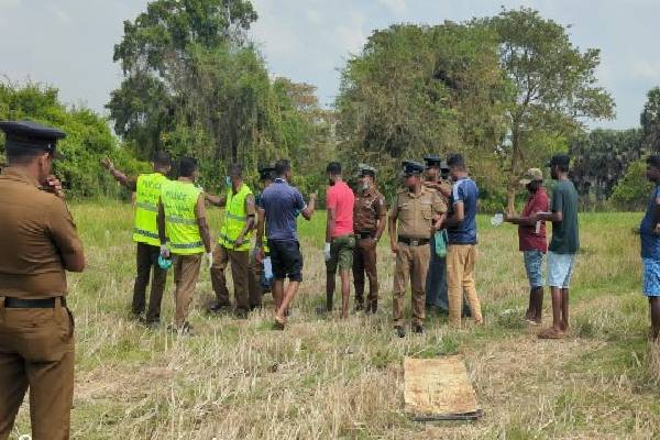 தமிழர் பகுதி ஒன்றில் மீட்கப்பட்ட சடலம் ; பொலிஸார் மக்களுக்கு விடுத்துள்ள கோரிக்கை