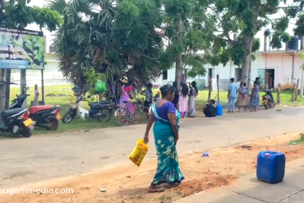 முல்லைத்தீவில் வாக்கு போடவில்லை என்பதால் துரத்தி விடப்பட்ட மூதாட்டி; அரச ஊழியர் அடாவடி!