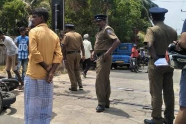 மகள் கண் முன்னே தந்தைக்கு நேர்ந்த துயரம்; நடுவீதியில் நேர்ந்த விபரீதம்