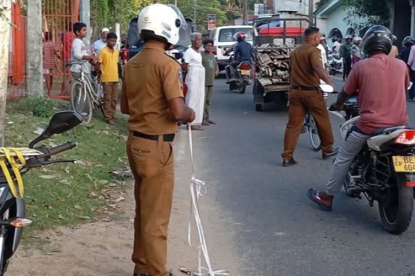 வீதியில் சடலமாக கிடந்த உணவக உரிமையாளர் ; தமிழர் பகுதியில் சம்பவம்