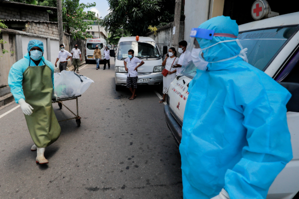 இலங்கையில் கொவிட்டால் இருவர் பலி; மக்களே அவதானம்