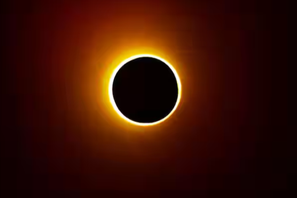 6 நிமிடம் இருளில் மூழ்கப்போகும் உலகம்...பகல் இரவாக மாறப்போகும் நாள் எது?